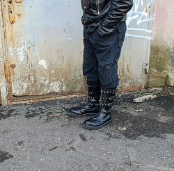 glany STEEL - BLACK (20-dziurkowe) 3 klamry + suwak glany STEEL - BLACK (20-dziurkowe) 3 klamry + suwak