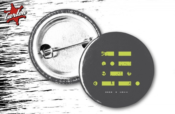 przypinka HEY - MURP czarno-zielony