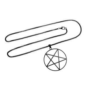 wisior + łańcuch PENTAGRAM black