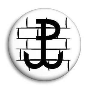 przypinka POLSKA WALCZĄCA Ø25mm