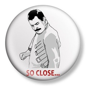 przypinka SO CLOSE Ø38mm