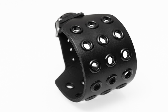 pieszczocha z ćwiekami 3-rzędowa OCZKA BLACK