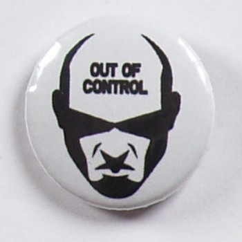 przypinka OUT OF CONTROL