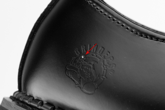 krótkie glany GRINDERS - BOXER (CS STC BLACK) 3-dziurkowe, USZKODZONE