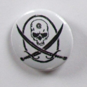 przypinka PIRATE SKULL