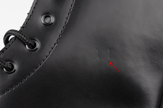 glany NEVERMIND - CZARNE (8 dziurek) polerowane, USZKODZONE