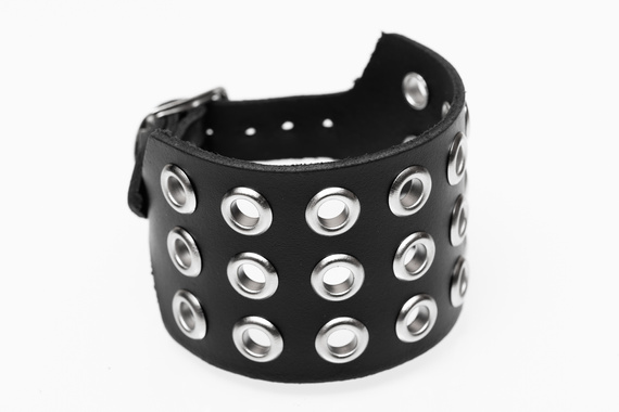 pieszczocha z ćwiekami 3-rzędowa OCZKA 