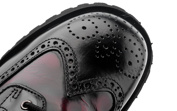 glany NEVERMIND - CZARNO / BORDOWE (4 dziurki) polerowane, USZKODZONE