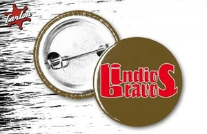 przypinka INDIOS BRAVOS - LOGO khaki-czerwony