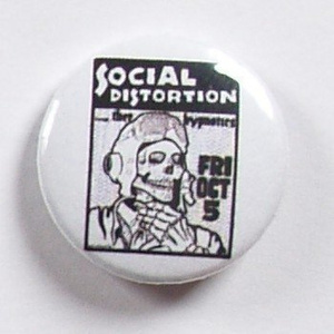 przypinka SOCIAL DISTORTION