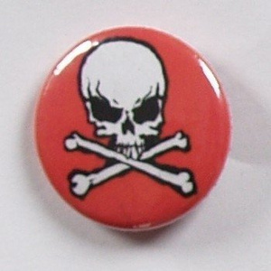 przypinka SKULL