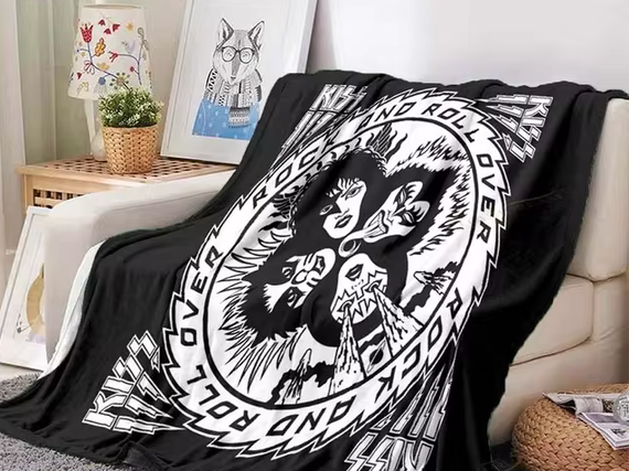 narzuta/koc KISS - ROCK AND ROLL OVER