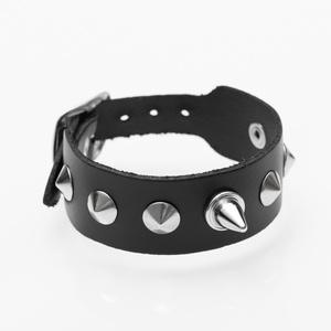 pieszczocha 1-rzędowa CONE STUD+SPIKE