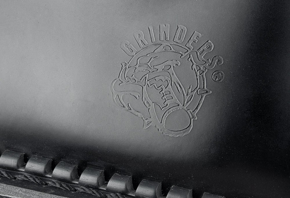 krótkie glany GRINDERS - BOXER (CS STC BLACK) 3-dziurkowe, USZKODZONE