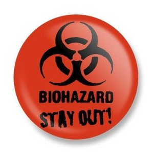 przypinka BIOHAZARD STAY OUT Ø25mm