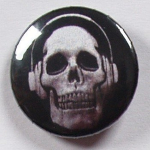 przypinka AUDIO SKULL