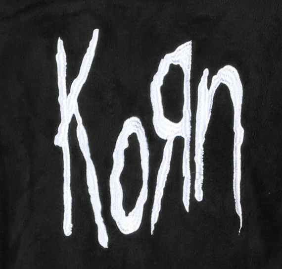 szlafrok KORN - LOGO
