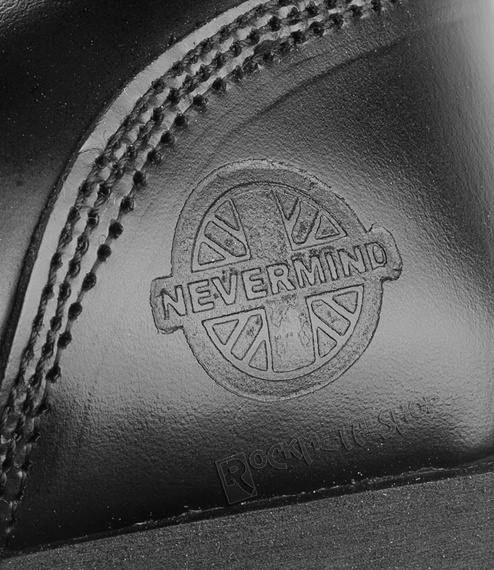 glany NEVERMIND - CZARNE (14 dziurek + 5 klamer) polerowane