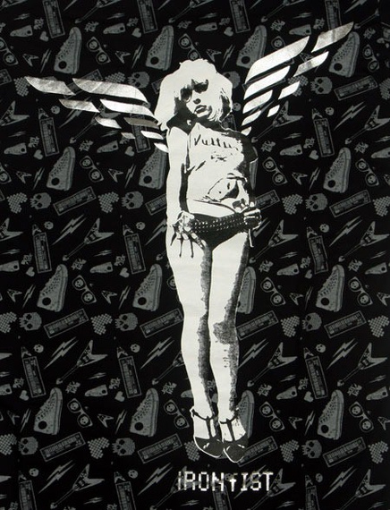 top z kapturem IRON FIST - AUTOMIC 2 V-NECK   (BLACK) 