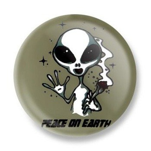 przypinka PEACE ON EARTH Ø25mm