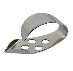 metalowy pazurek na kciuk BOSTON