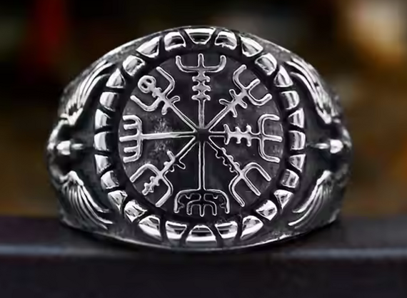 pierścień VEGVISIR