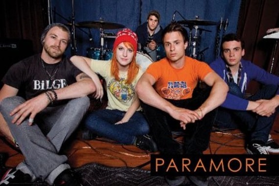 plakat PARAMORE - STUDIO