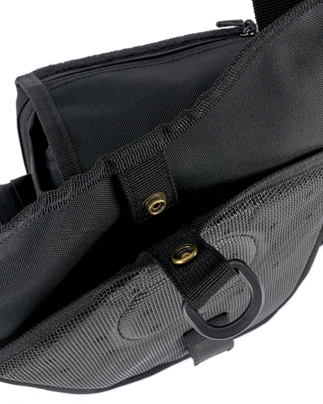 torba na ramię TRAVEL SIDE BAG - BLACK